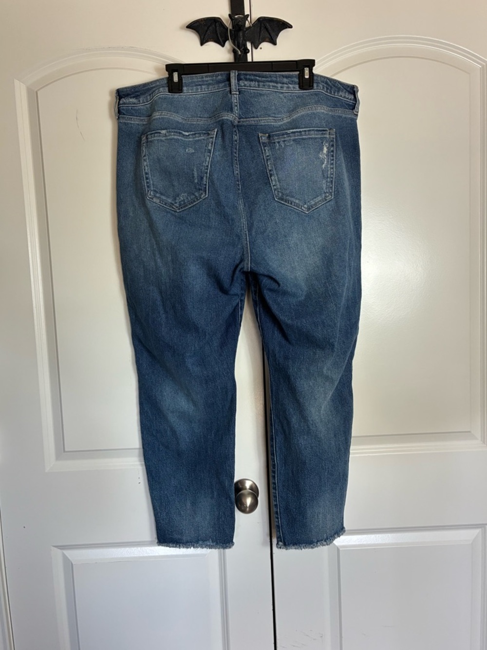 Torrid medium blue distressed button-fly Jeans Pockets Straight Leg size 20R - Picture 2 of 10
